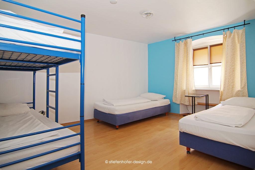 Brook Lane Hostel Regensburg Ngoại thất bức ảnh