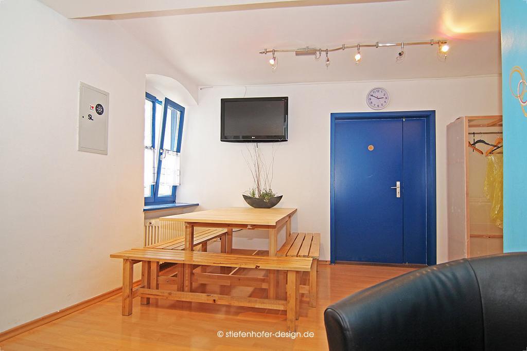 Brook Lane Hostel Regensburg Ngoại thất bức ảnh